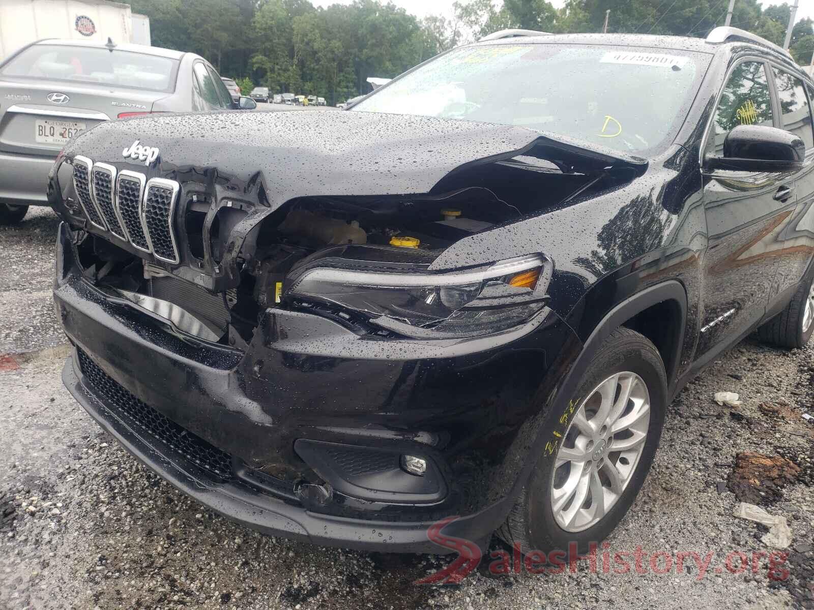 1C4PJLCB4KD370275 2019 JEEP CHEROKEE