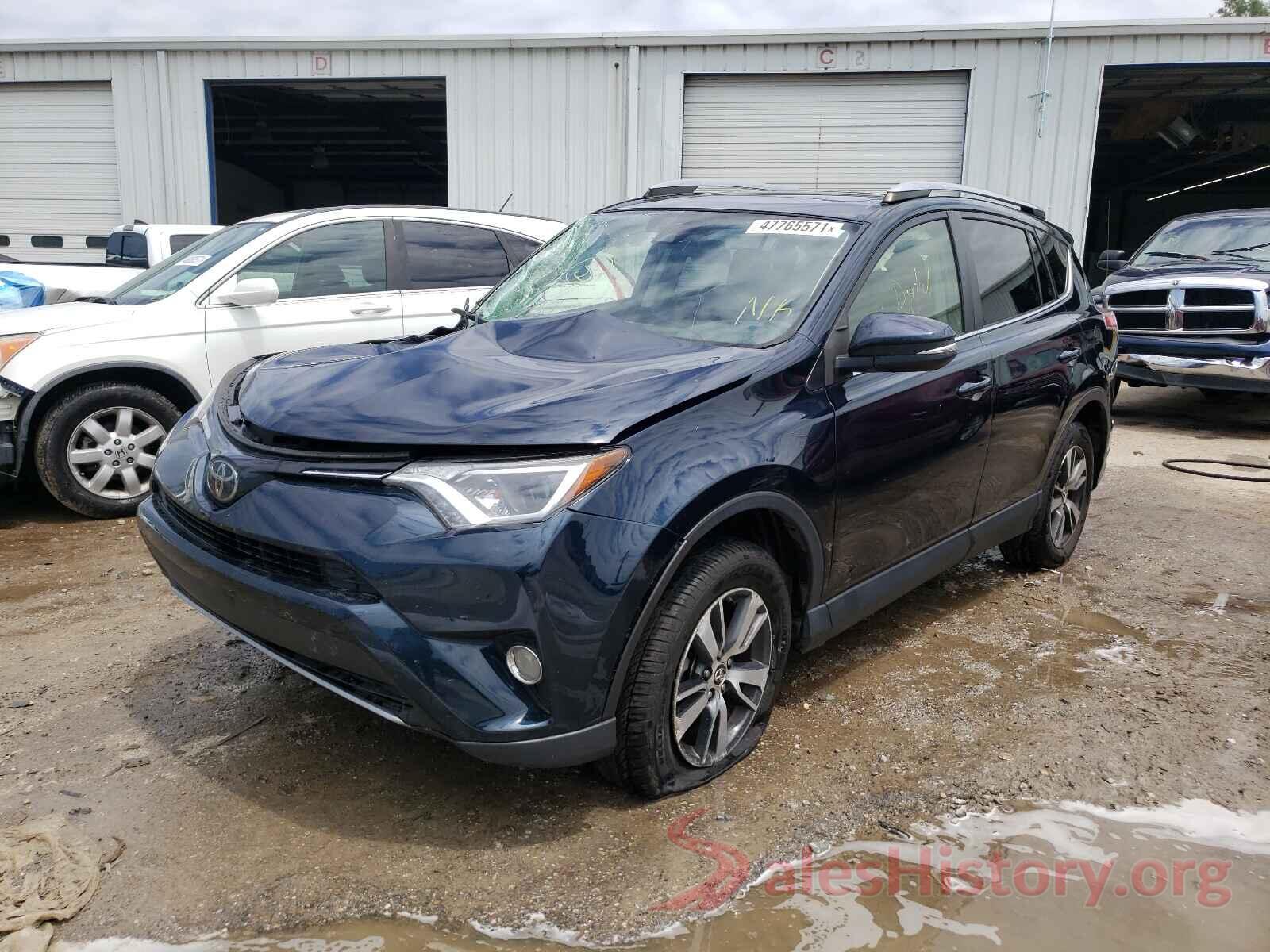 JTMWFREV2JJ196892 2018 TOYOTA RAV4