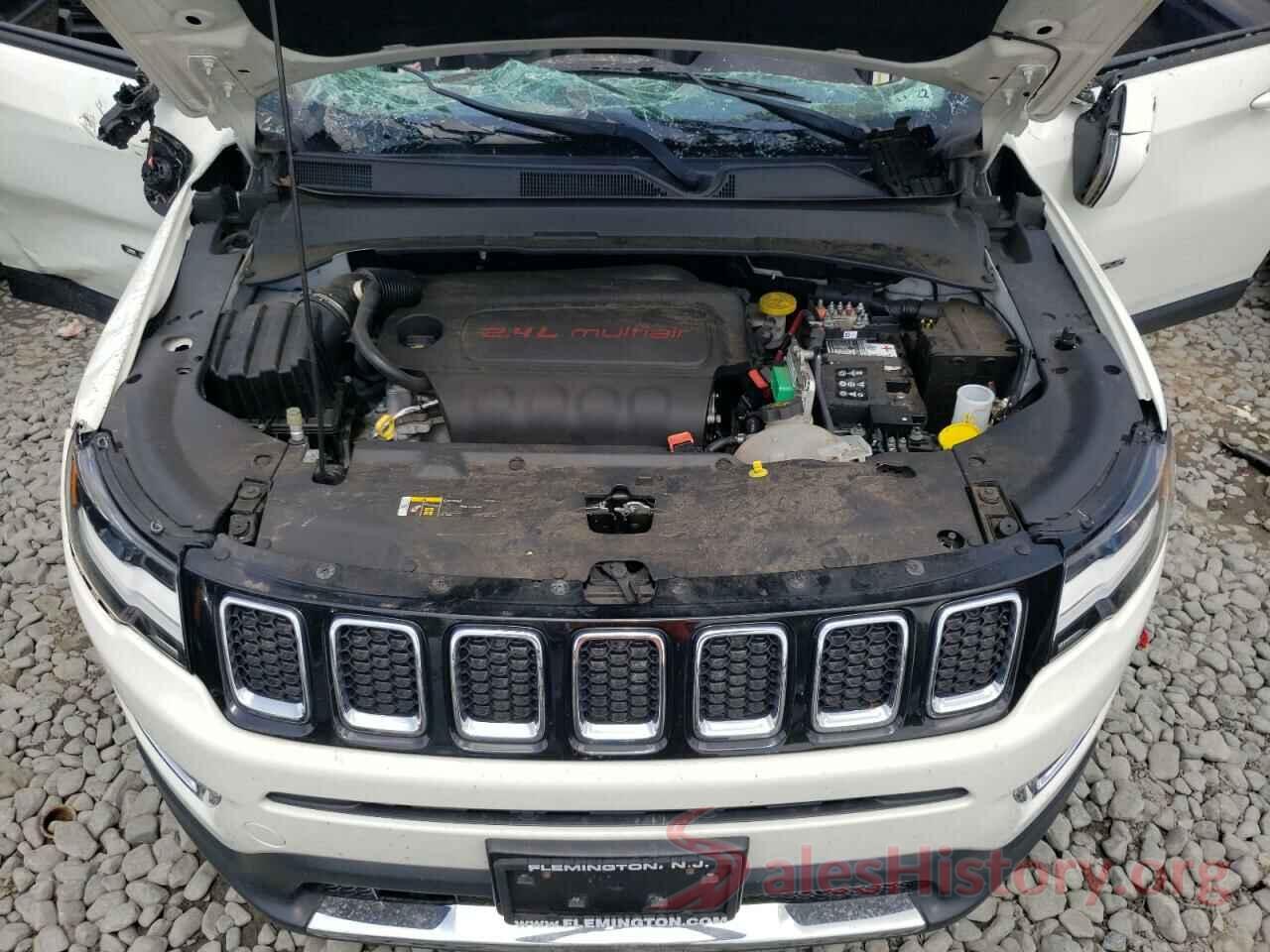 3C4NJDCB4JT153380 2018 JEEP COMPASS