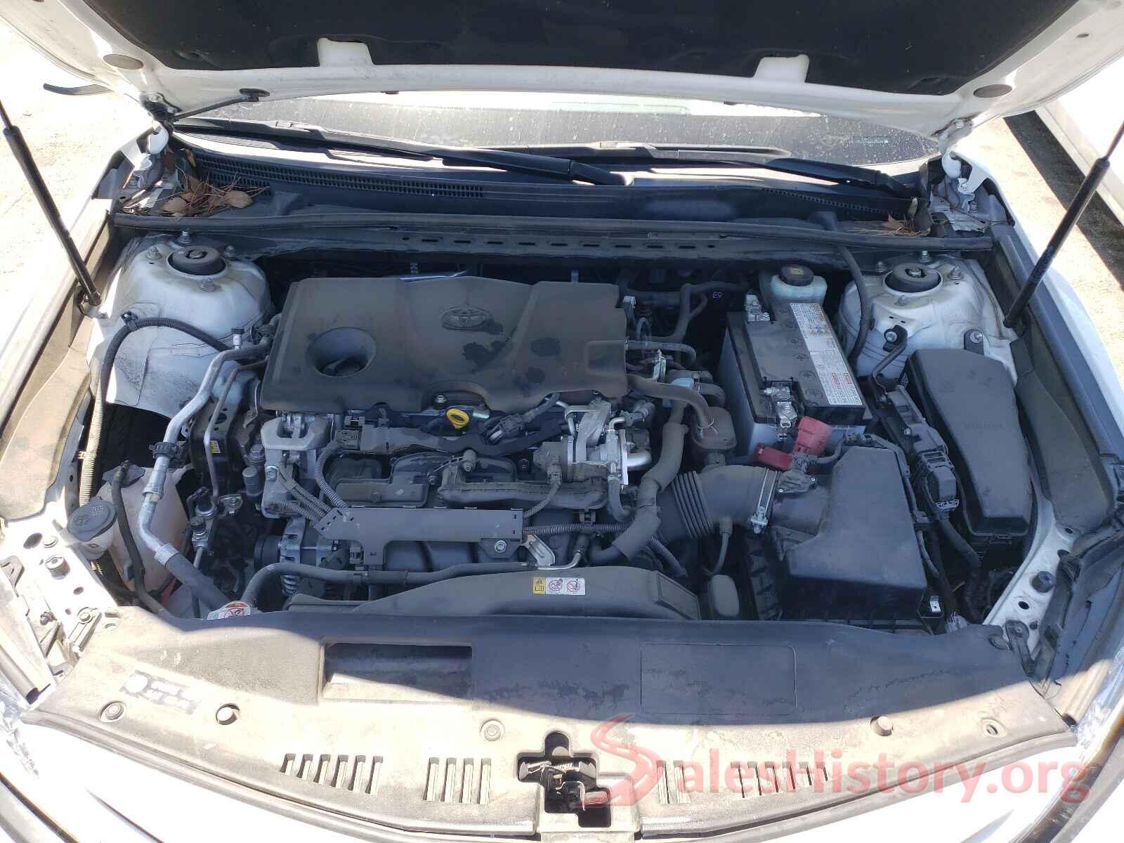 JTNB11HK0J3008838 2018 TOYOTA CAMRY