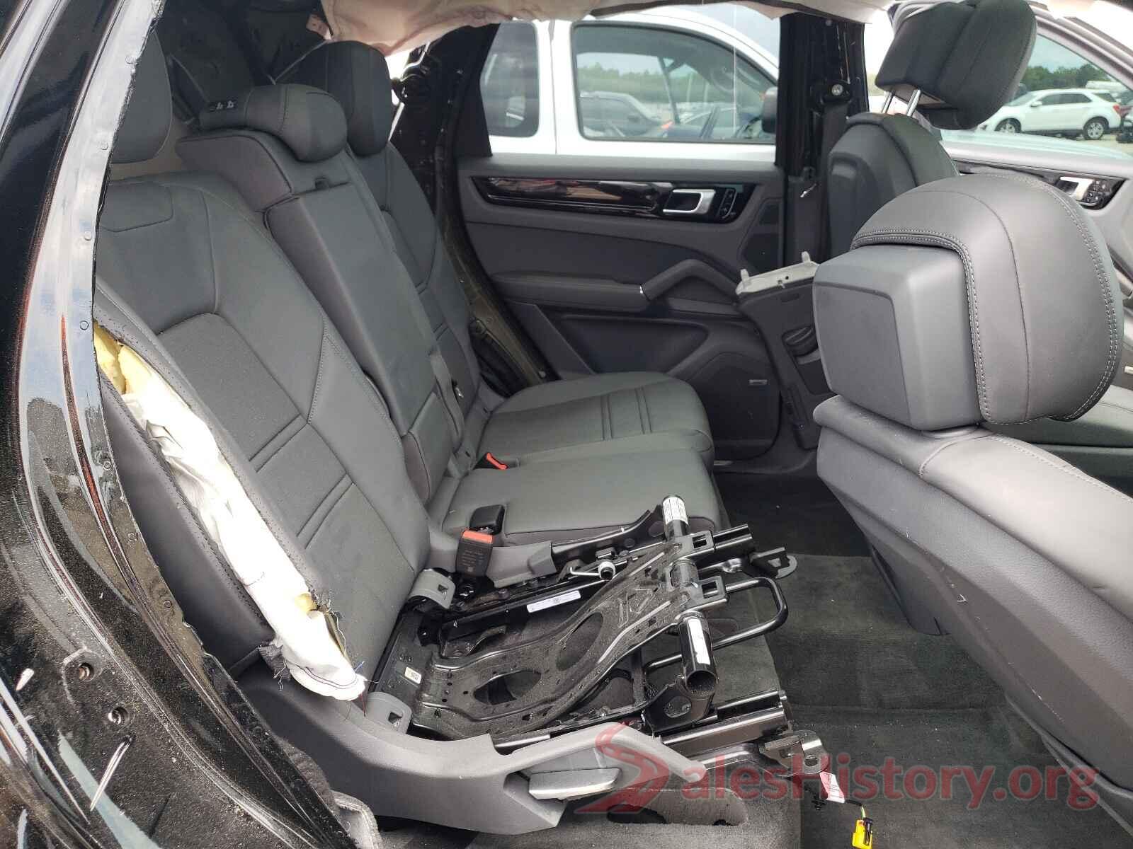 WP1AA2AY6KDA17607 2019 PORSCHE CAYENNE