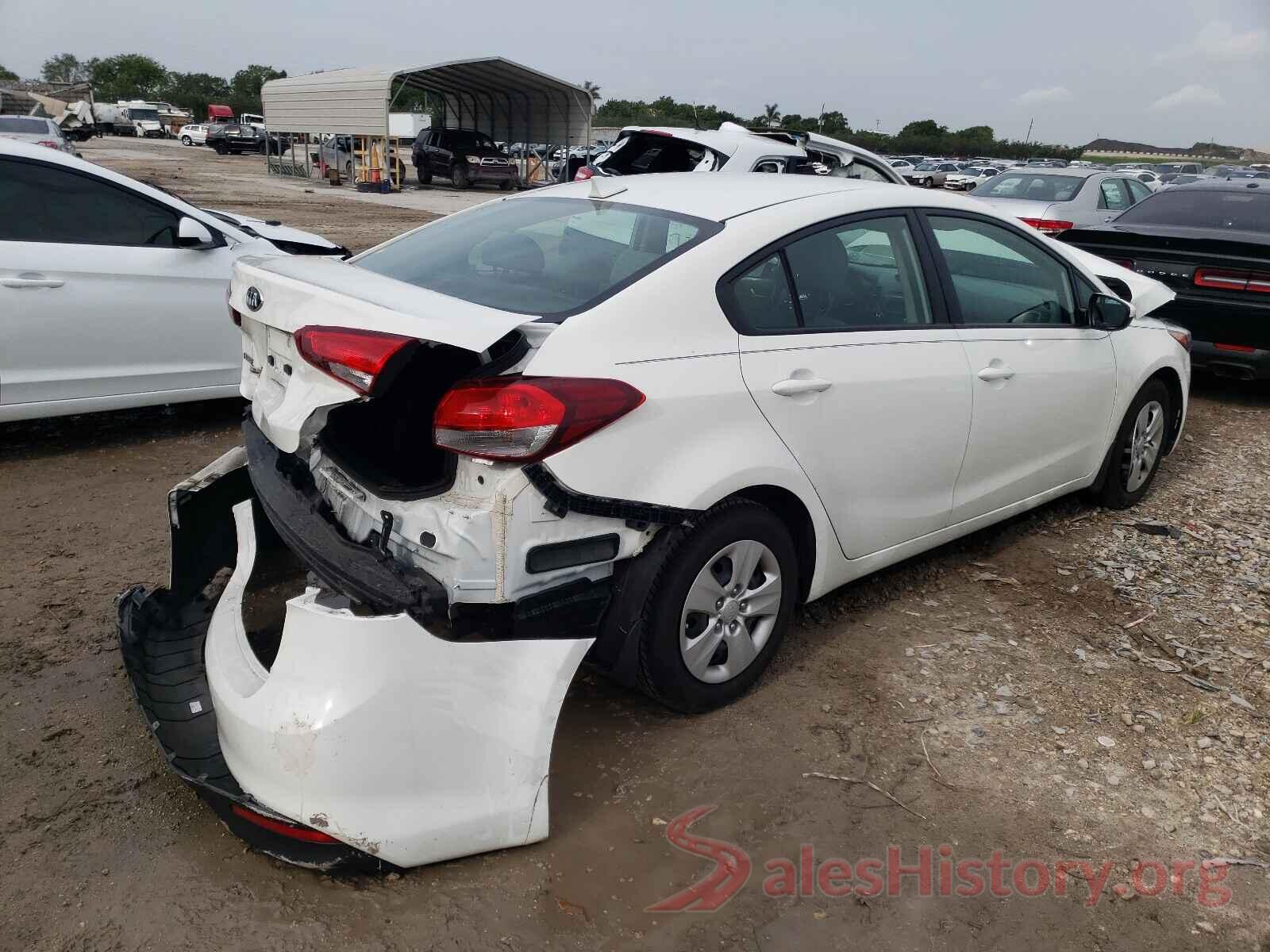 3KPFK4A7XJE244822 2018 KIA FORTE