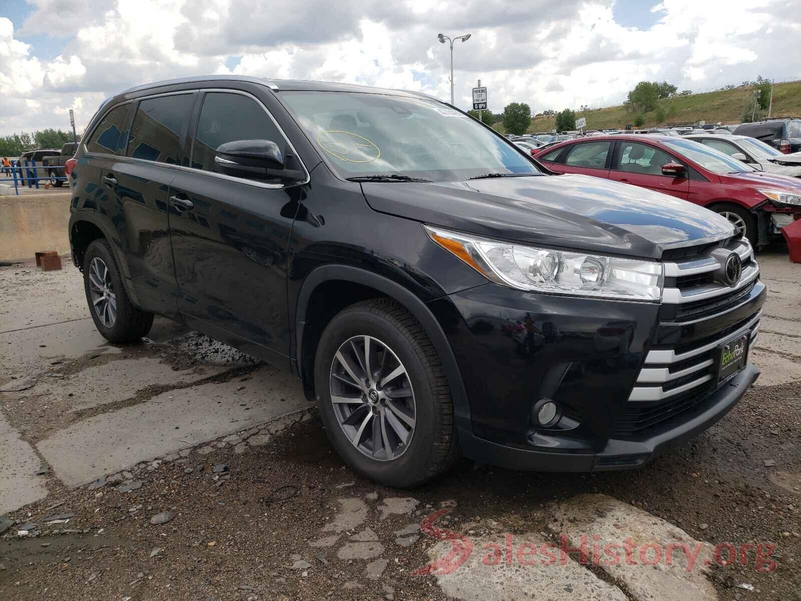 5TDJZRFH3JS854281 2018 TOYOTA HIGHLANDER