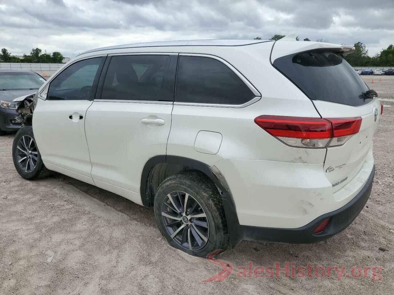 5TDKZRFH2JS531571 2018 TOYOTA HIGHLANDER