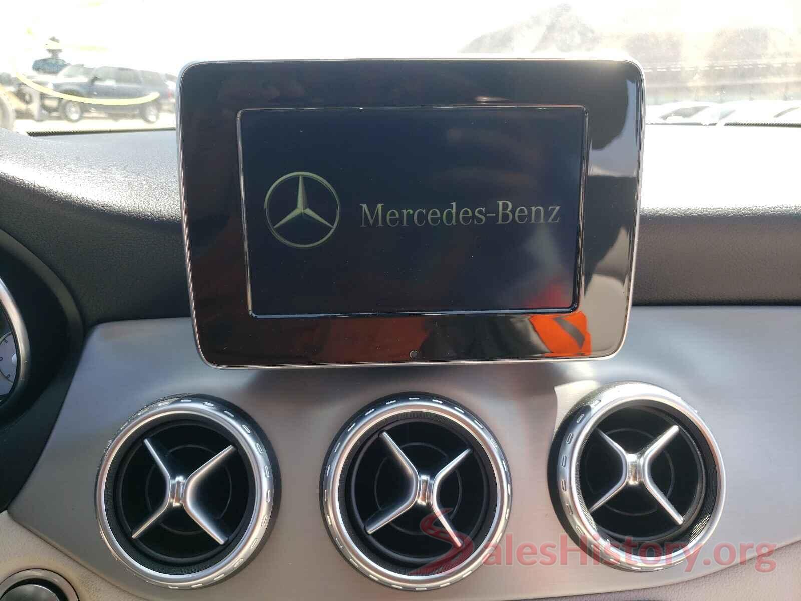 WDCTG4EB2HJ287481 2017 MERCEDES-BENZ GLA-CLASS