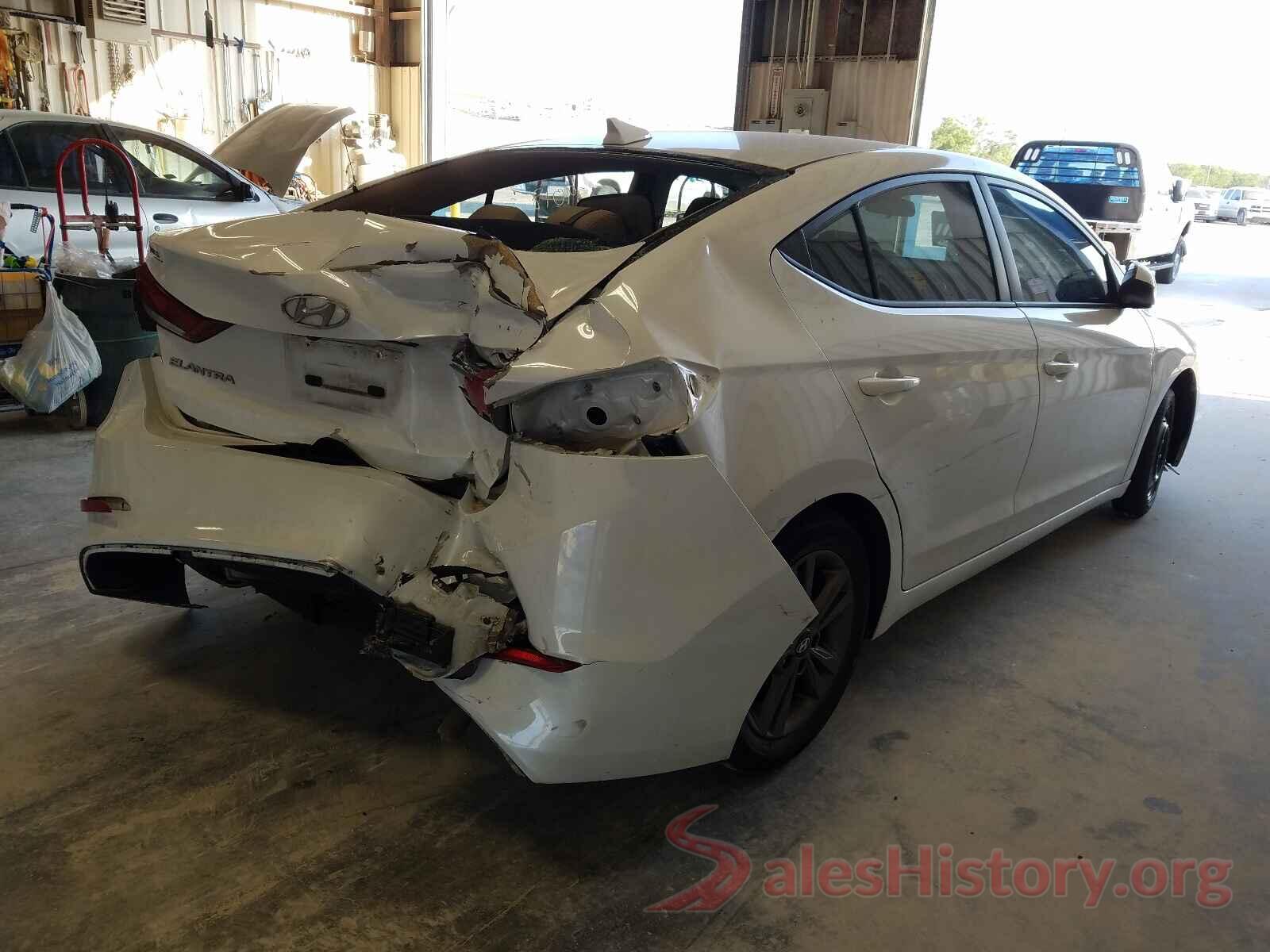 5NPD84LF6JH325449 2018 HYUNDAI ELANTRA