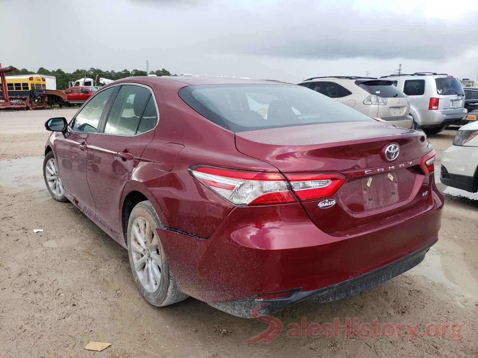 4T1B11HK2JU560769 2018 TOYOTA CAMRY