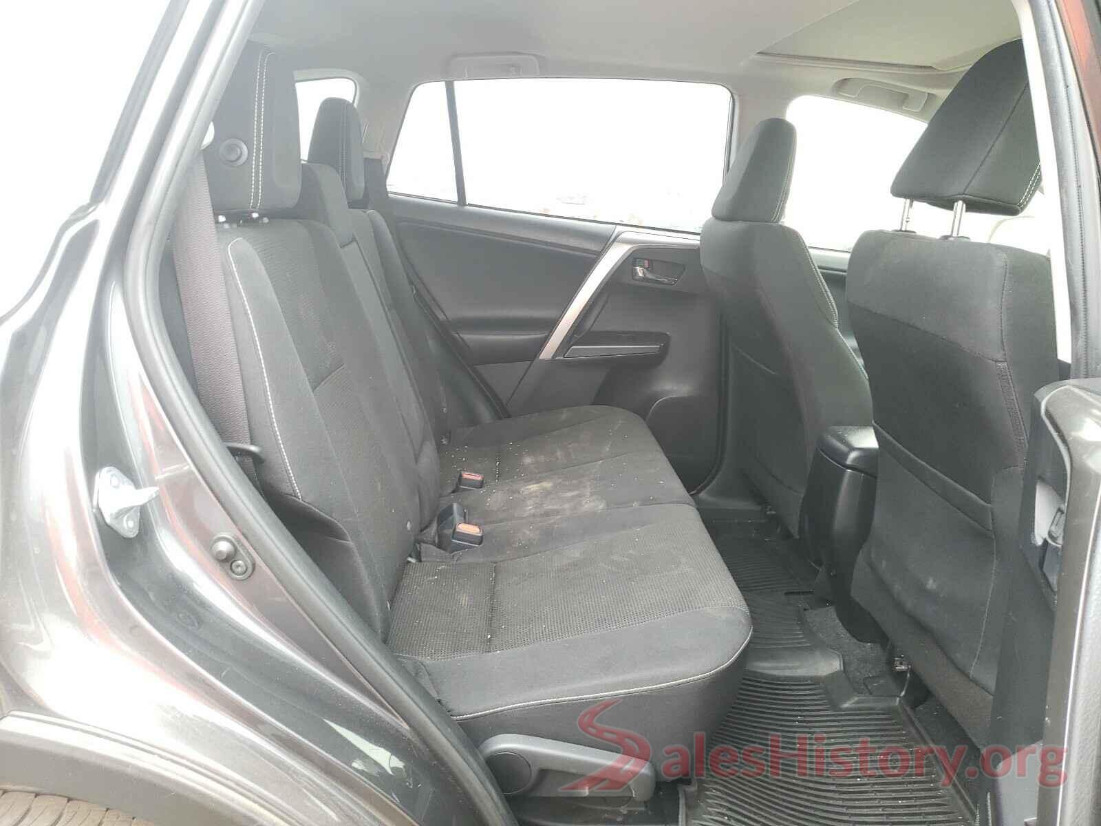 JTMRFREV2JJ228740 2018 TOYOTA RAV4