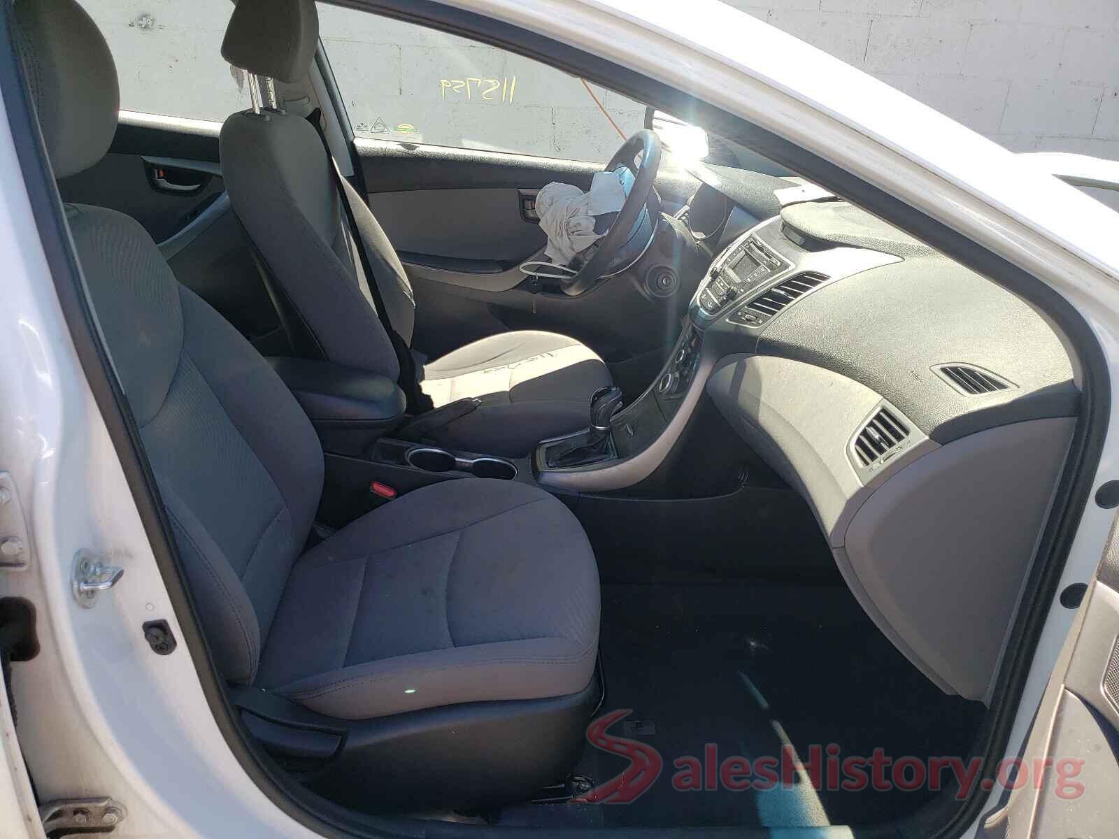 5NPDH4AEXGH673239 2016 HYUNDAI ELANTRA