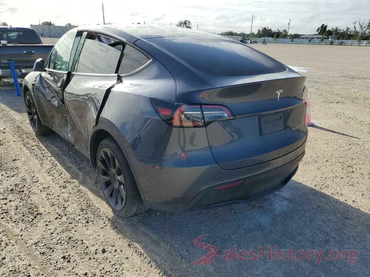 7SAYGDEE0NF368247 2022 TESLA MODEL Y