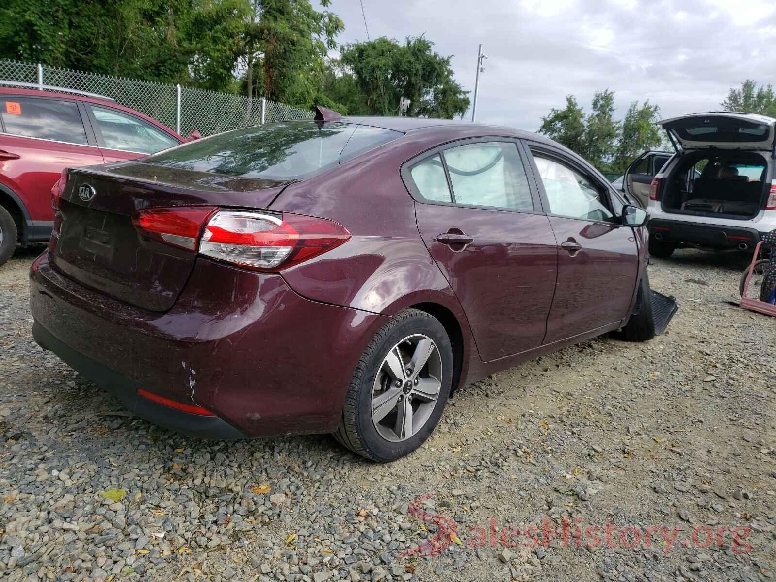 3KPFL4A7XJE215060 2018 KIA FORTE