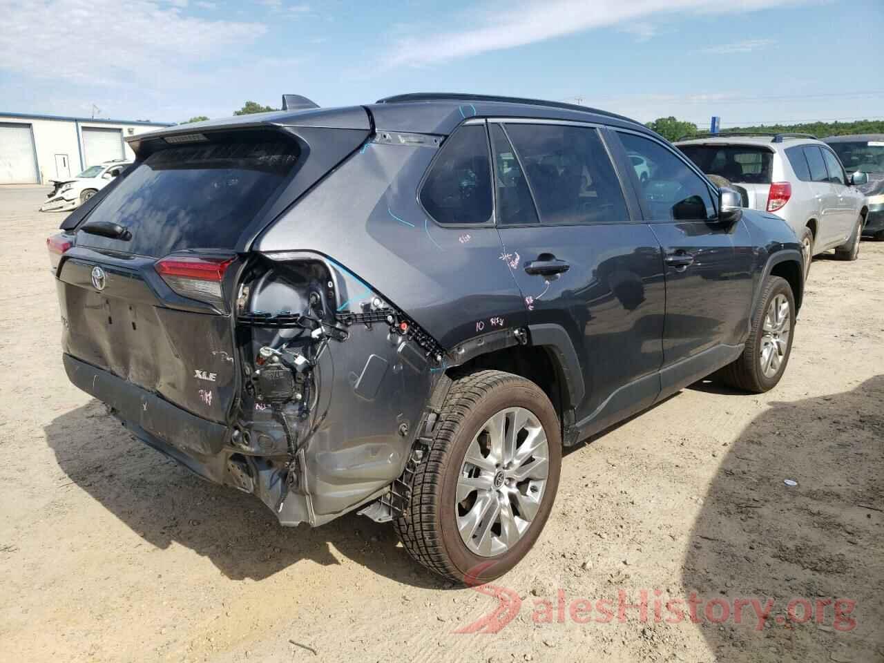 2T3C1RFVXMC108999 2021 TOYOTA RAV4