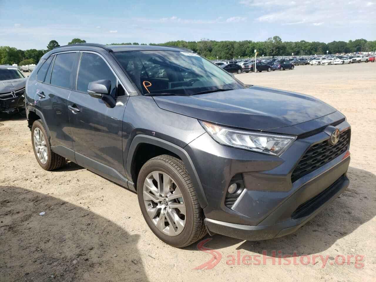 2T3C1RFVXMC108999 2021 TOYOTA RAV4