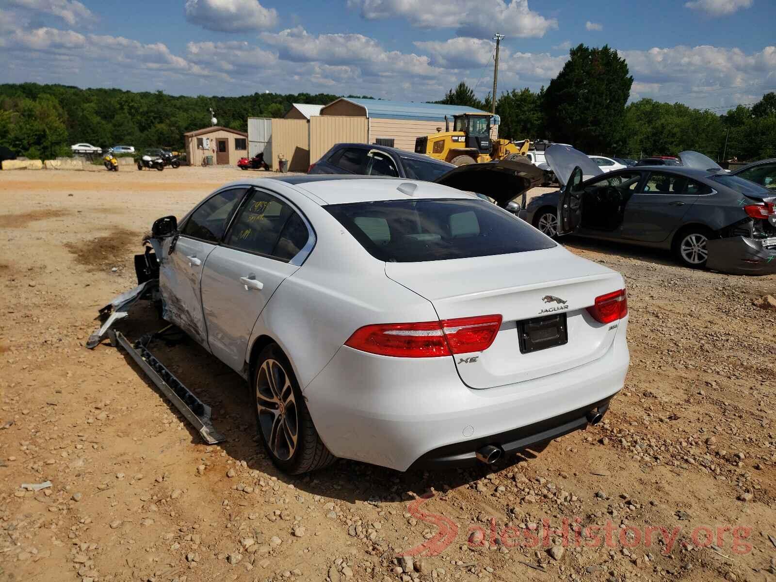 SAJAD4BV9HA971255 2017 JAGUAR XE