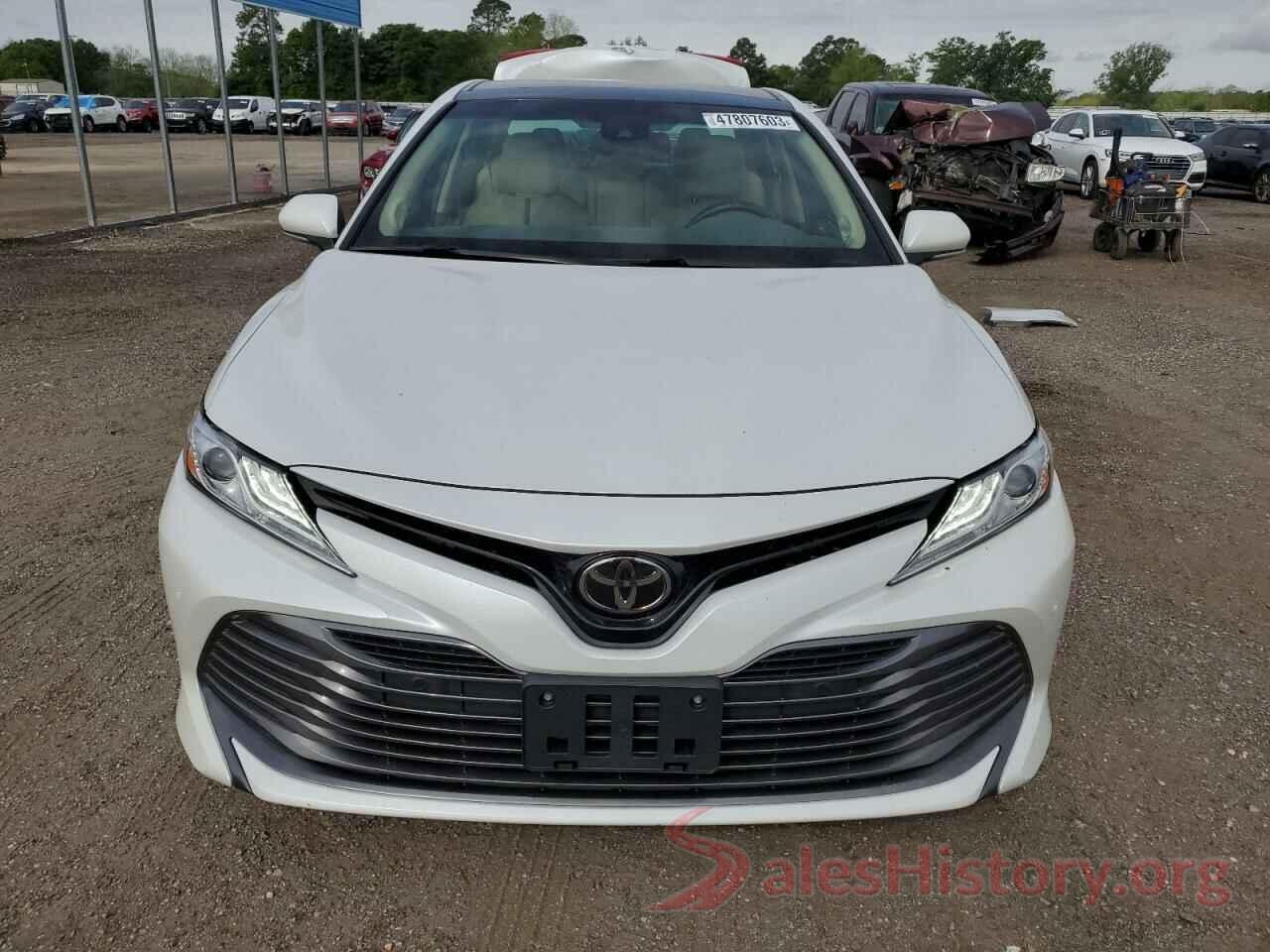 4T1BZ1HK1JU011637 2018 TOYOTA CAMRY