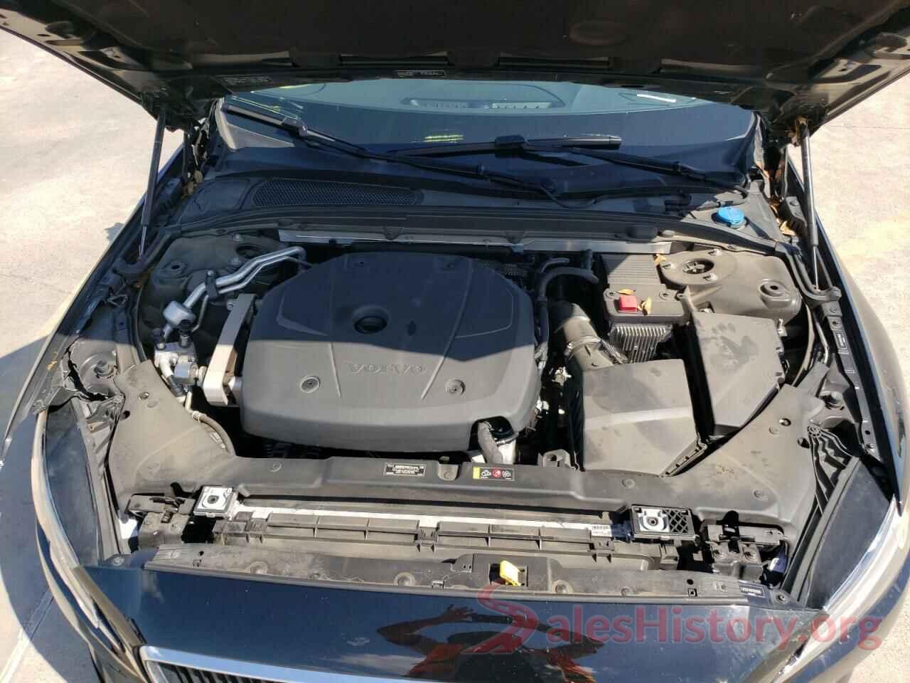 7JR102FK8KG008688 2019 VOLVO S60