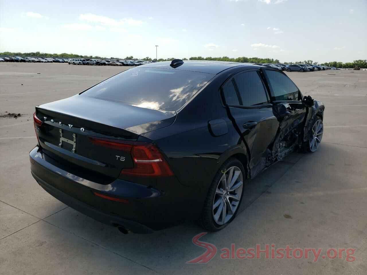 7JR102FK8KG008688 2019 VOLVO S60