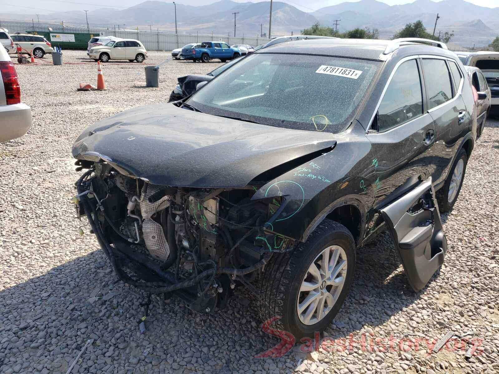 KNMAT2MV9HP588027 2017 NISSAN ROGUE