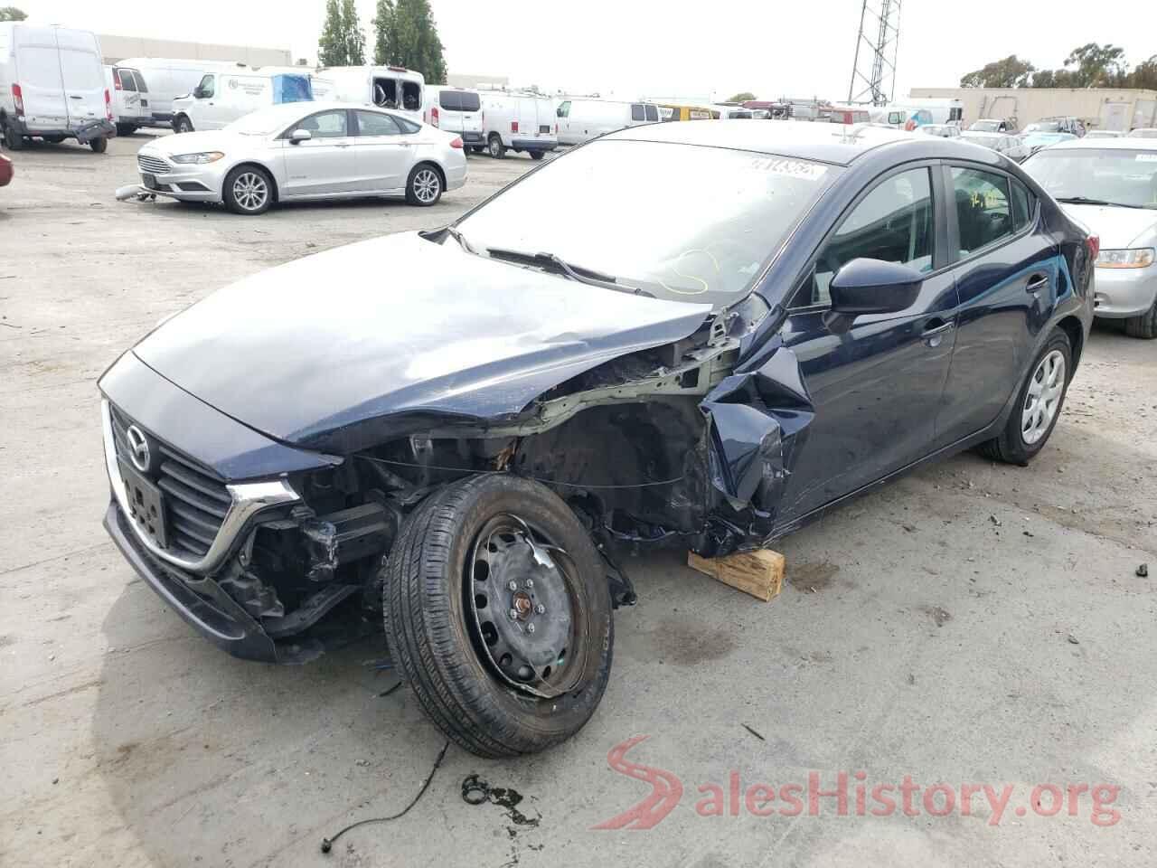 3MZBN1U70JM184827 2018 MAZDA 3