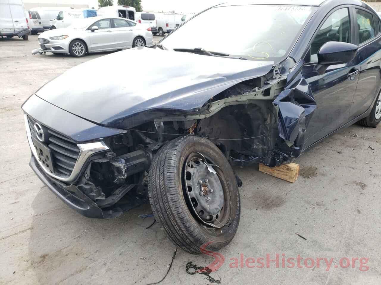 3MZBN1U70JM184827 2018 MAZDA 3