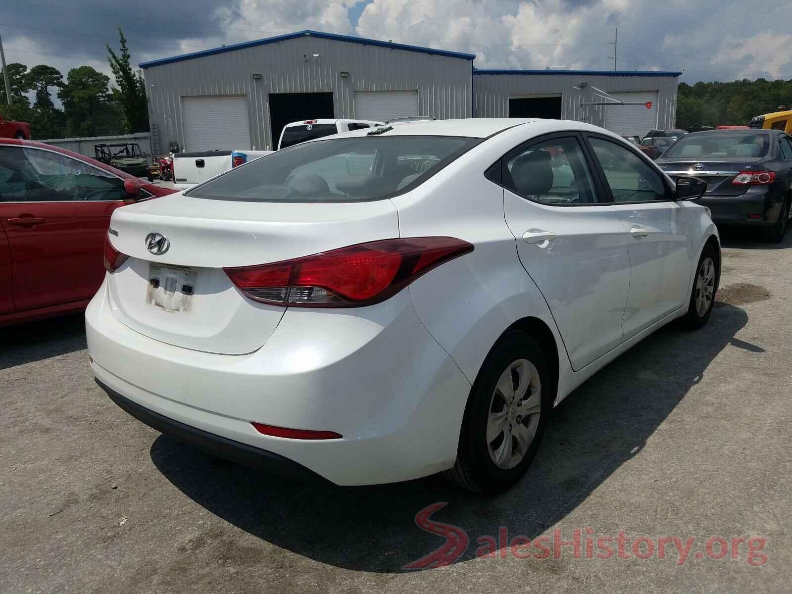 5NPDH4AE1GH755988 2016 HYUNDAI ELANTRA