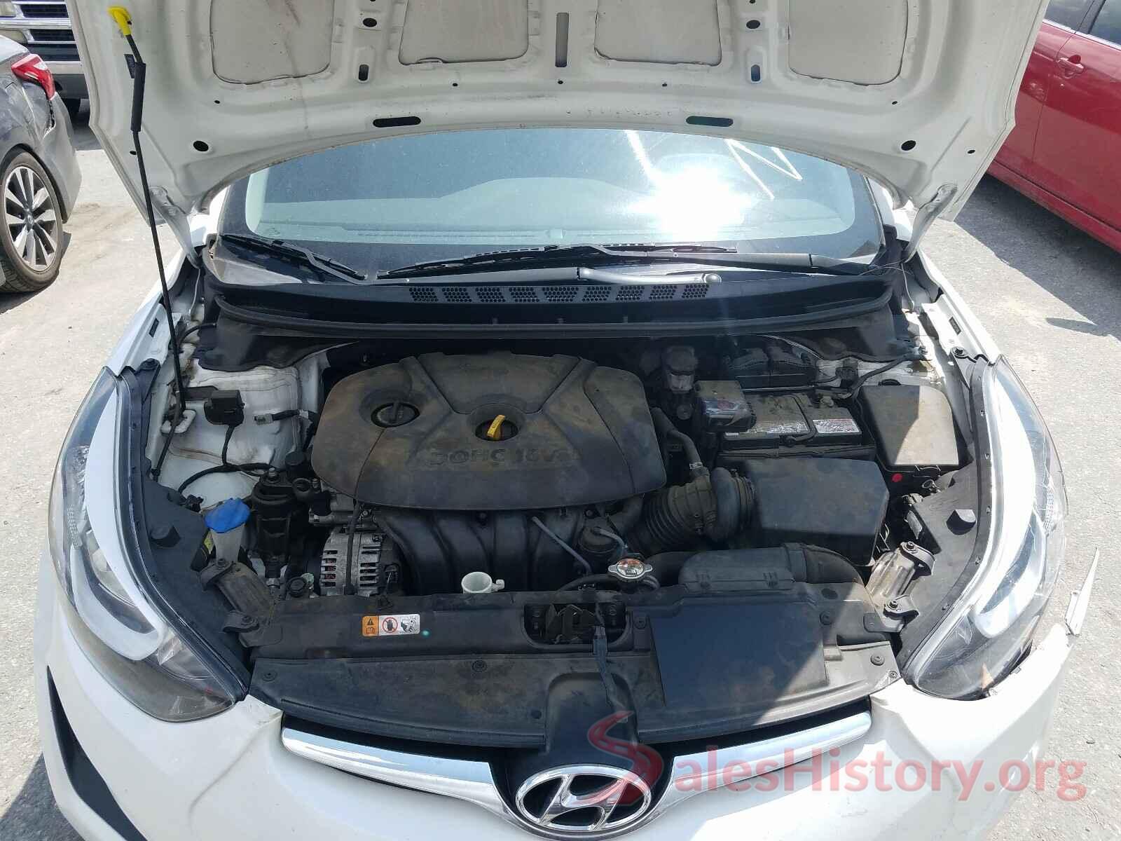 5NPDH4AE1GH755988 2016 HYUNDAI ELANTRA