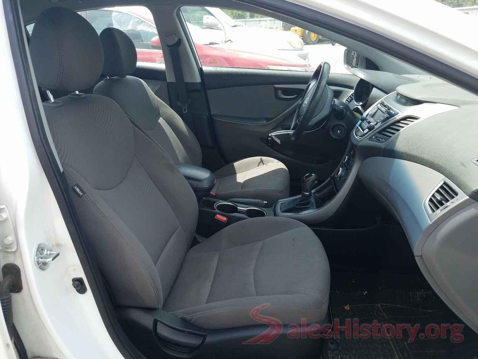 5NPDH4AE1GH755988 2016 HYUNDAI ELANTRA