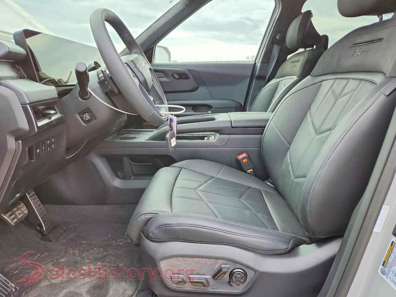 2027 KIA TELLURIDE VIN 5XYPLES18VG005750, engine bay