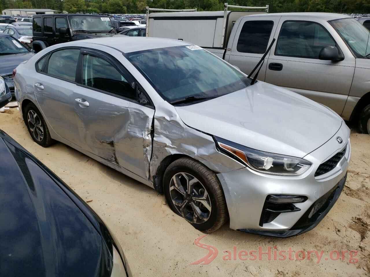 3KPF24AD4LE157247 2020 KIA FORTE