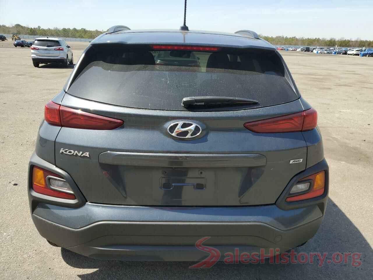 KM8K6CAA3JU110160 2018 HYUNDAI KONA