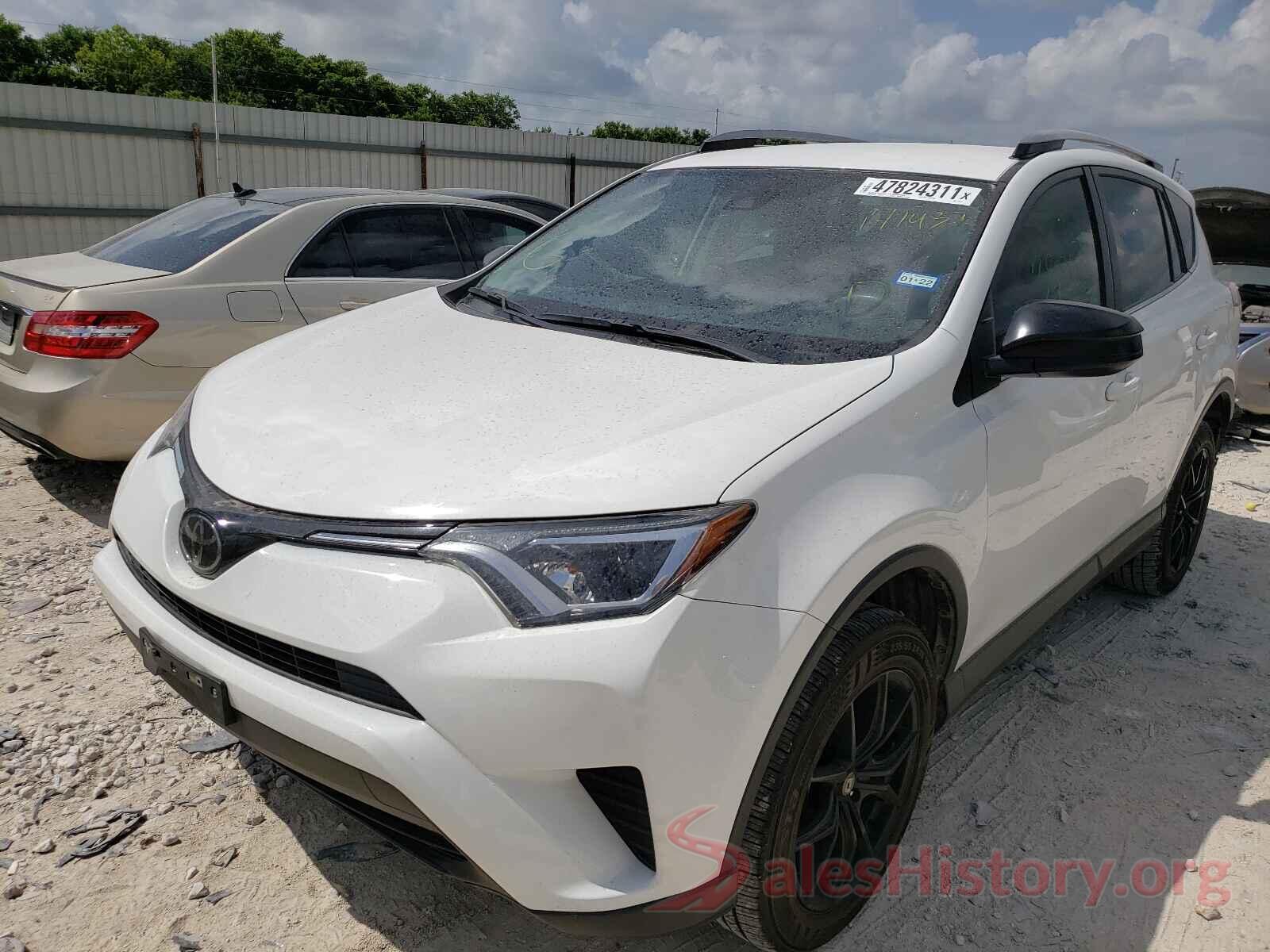 JTMZFREV0JJ171437 2018 TOYOTA RAV4