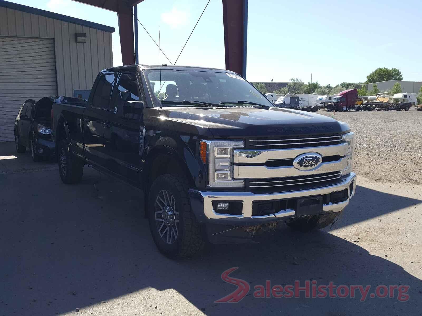 1FT8W3BT8HEE84119 2017 FORD F350