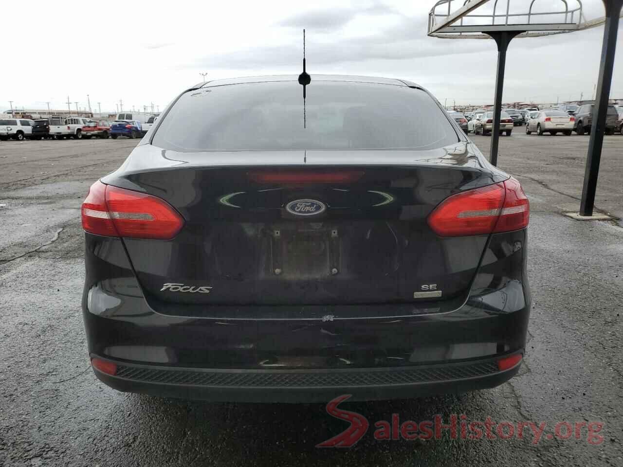 1FADP3FE2JL224460 2018 FORD FOCUS