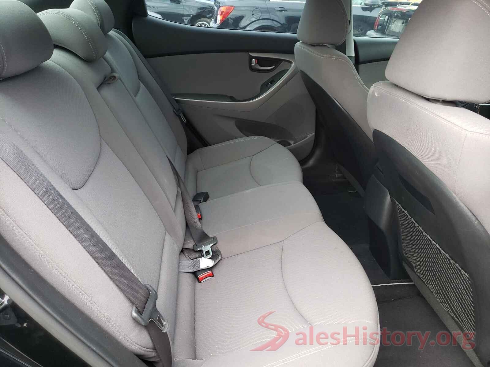 KMHDH4AE5GU636598 2016 HYUNDAI ELANTRA