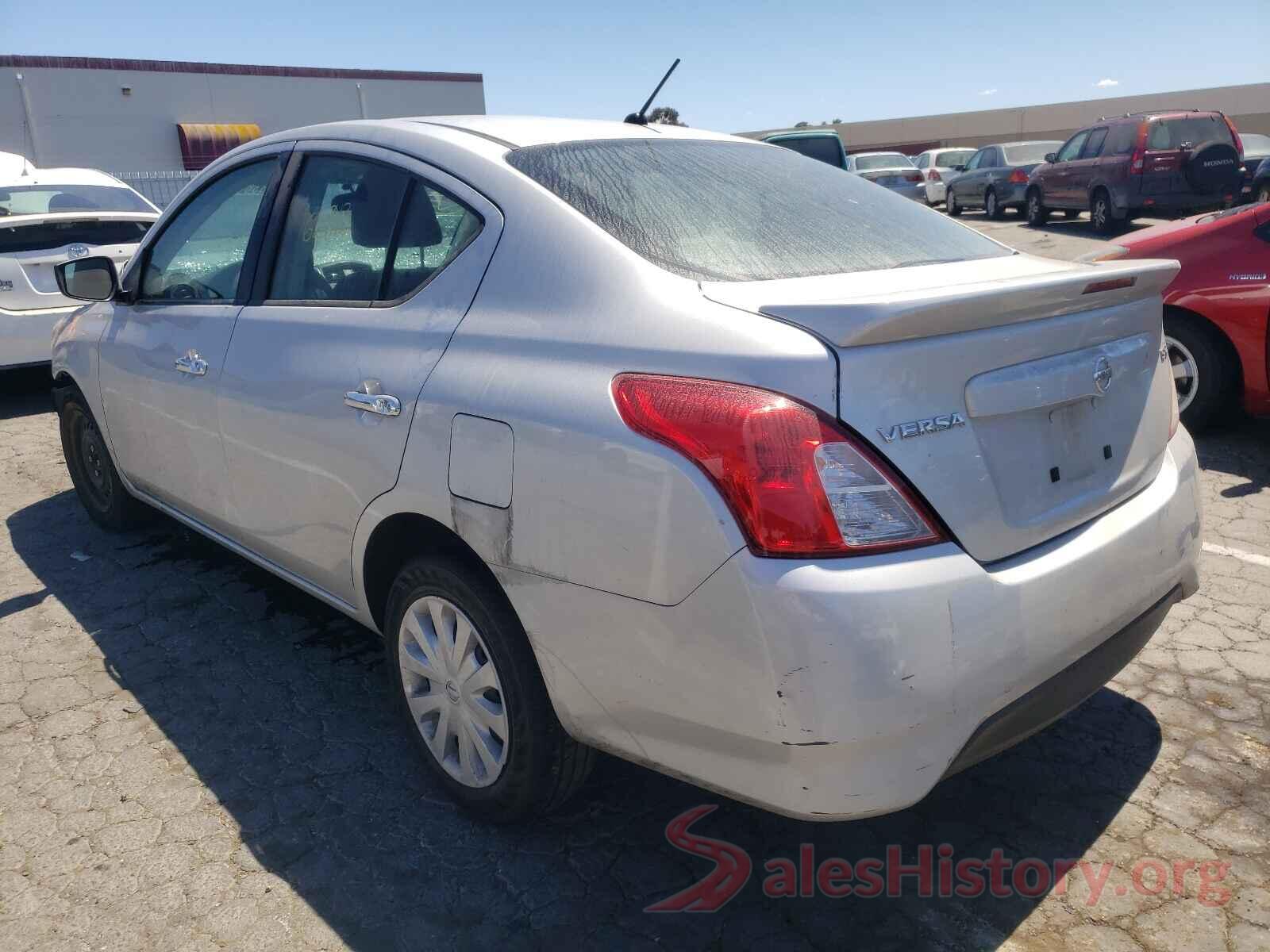 3N1CN7AP2JK439524 2018 NISSAN VERSA