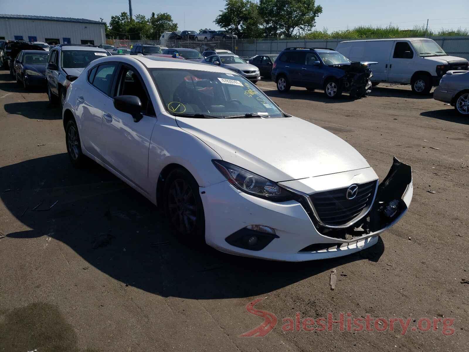 3MZBM1L70FM237067 2015 MAZDA 3