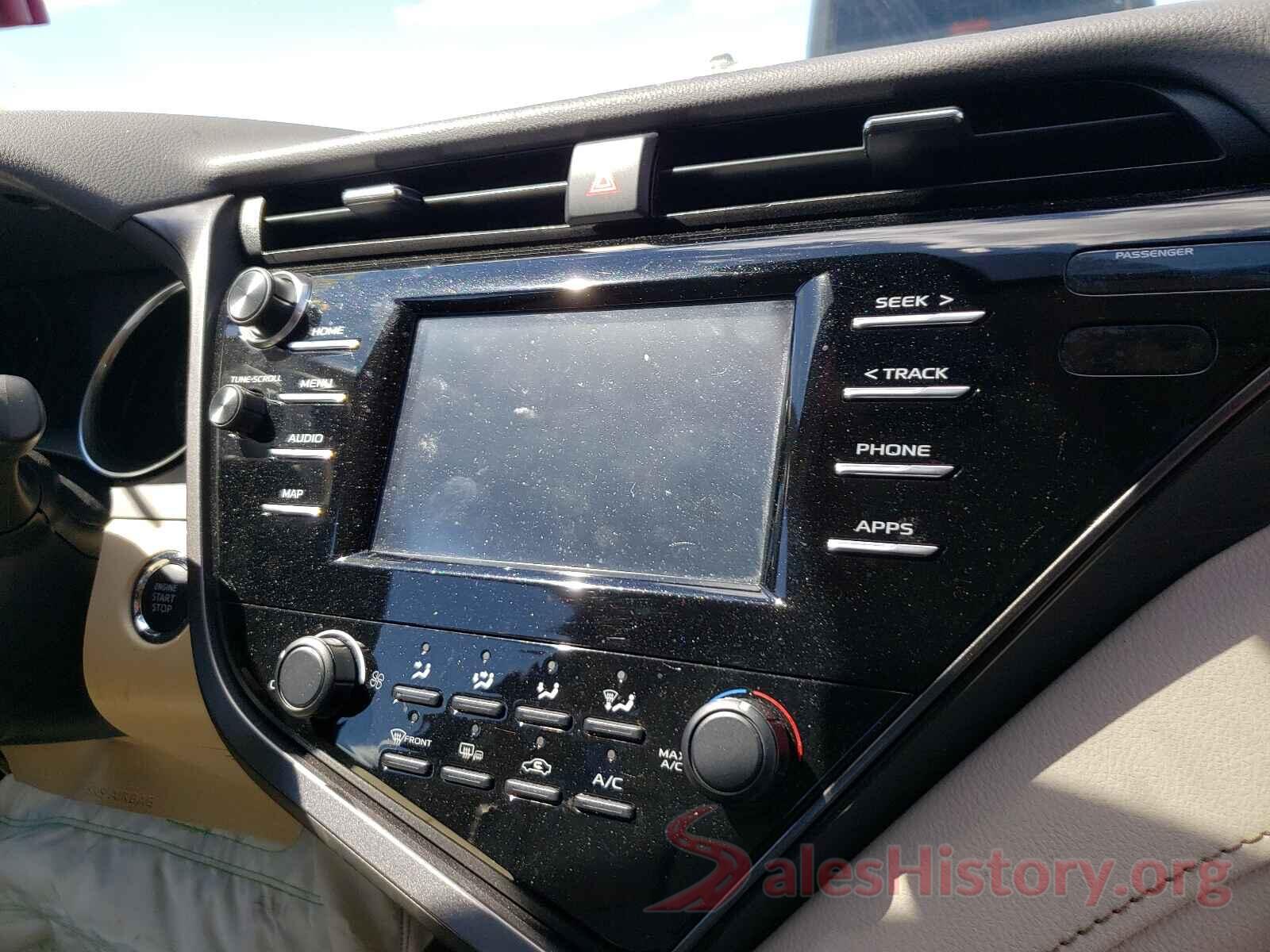 4T1B11HKXKU703744 2019 TOYOTA CAMRY