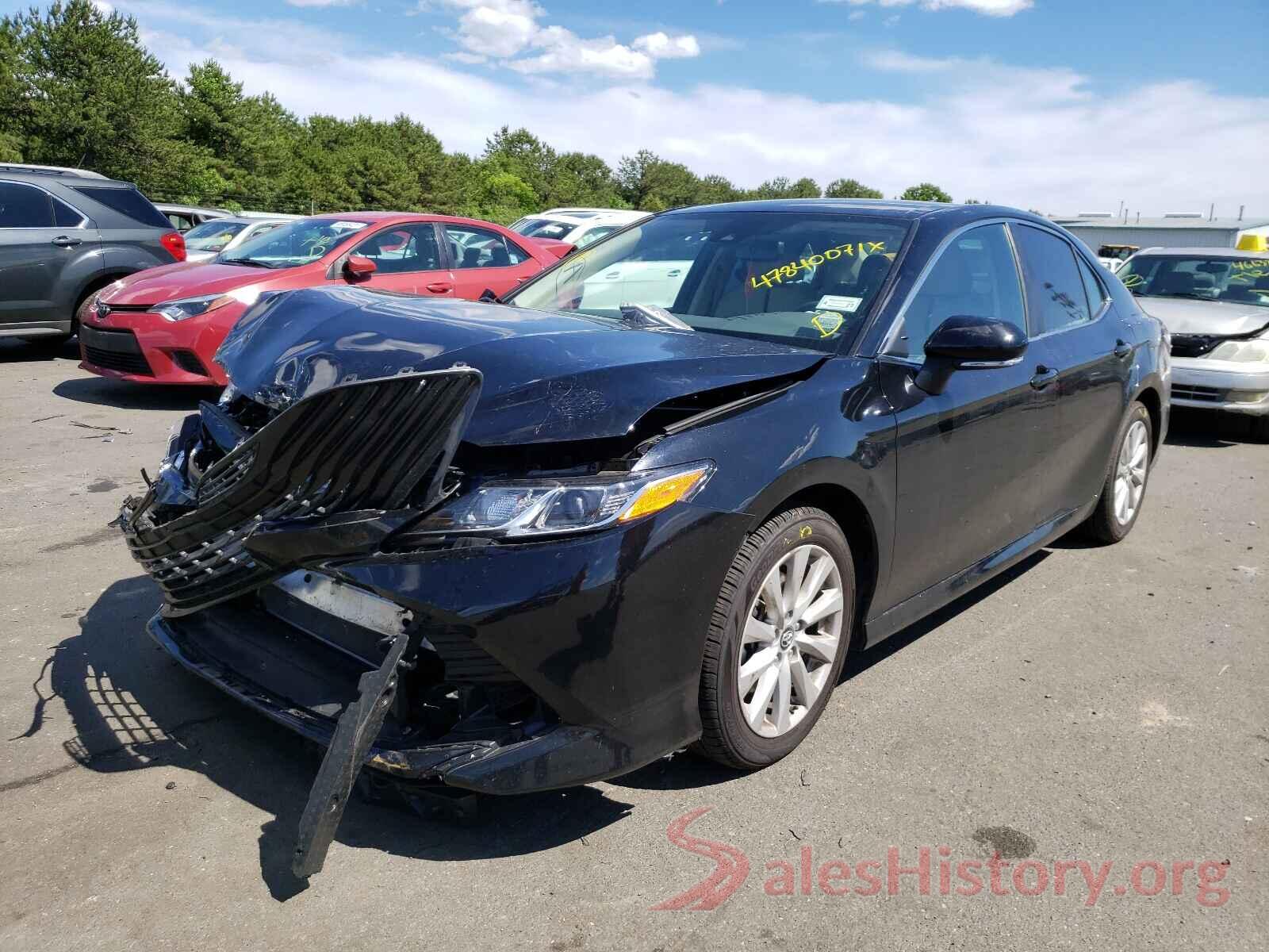 4T1B11HKXKU703744 2019 TOYOTA CAMRY