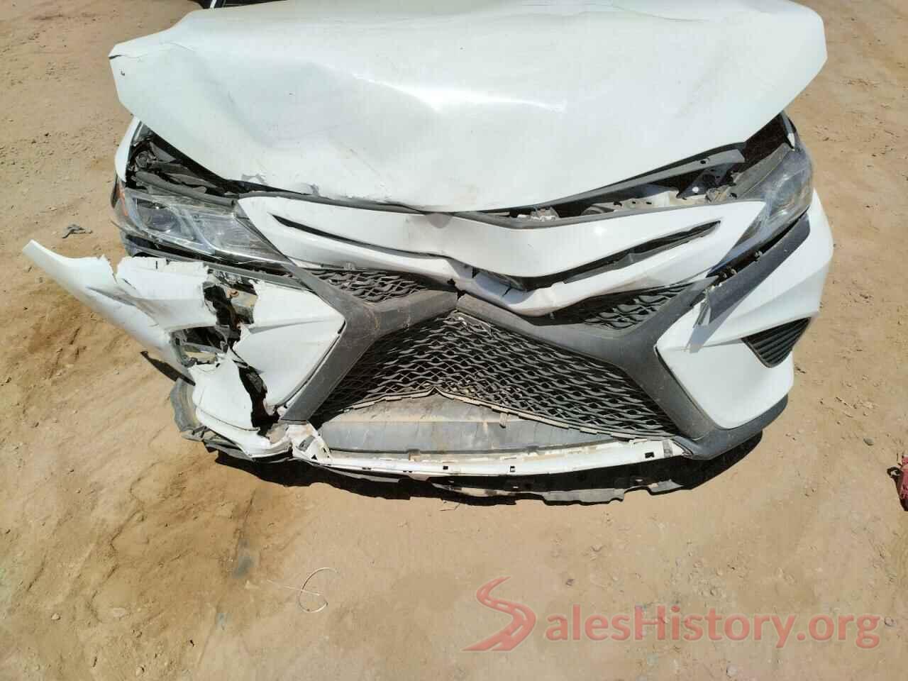 4T1B11HK4JU016239 2018 TOYOTA CAMRY