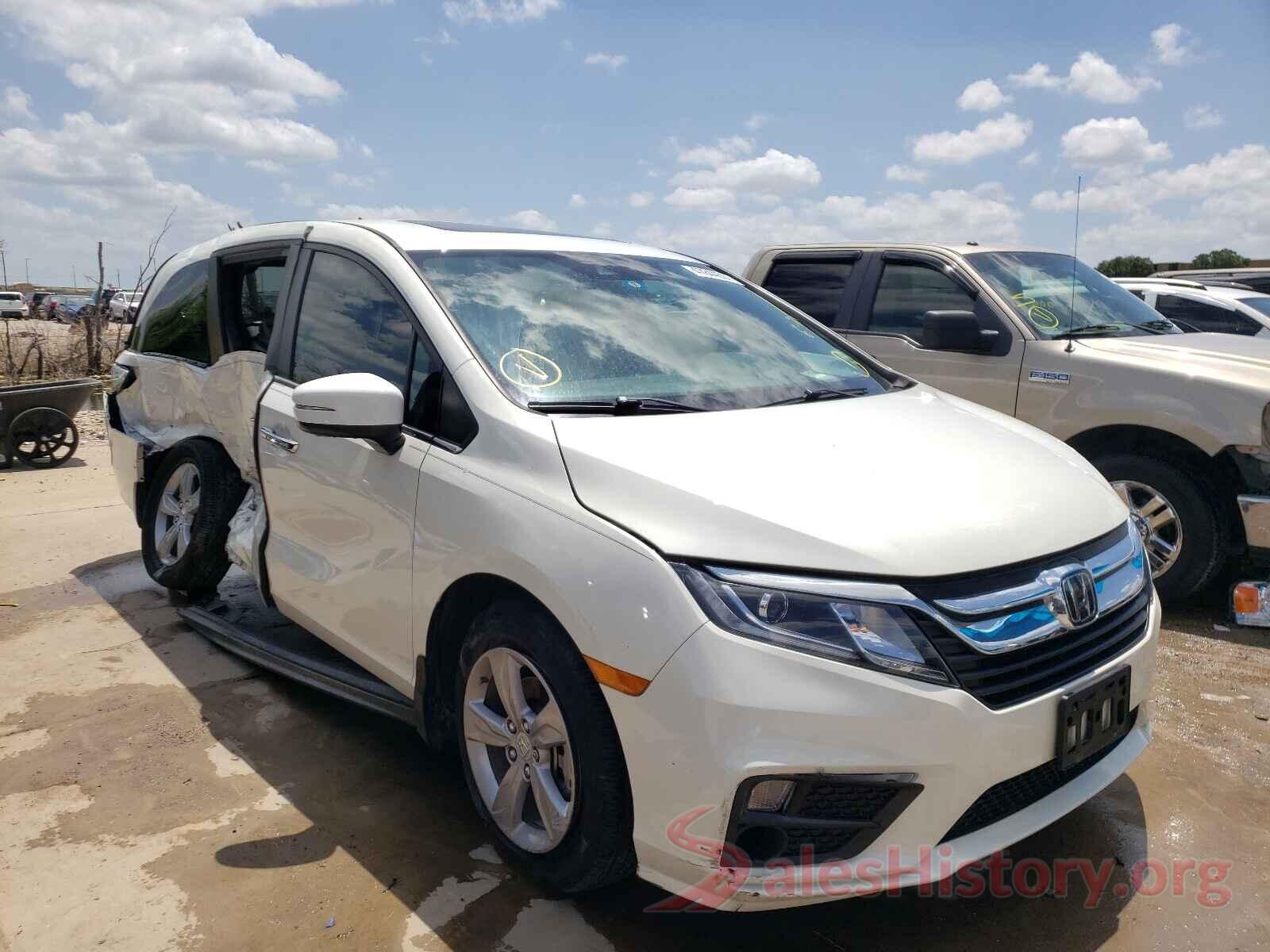 5FNRL6H75JB059017 2018 HONDA ODYSSEY