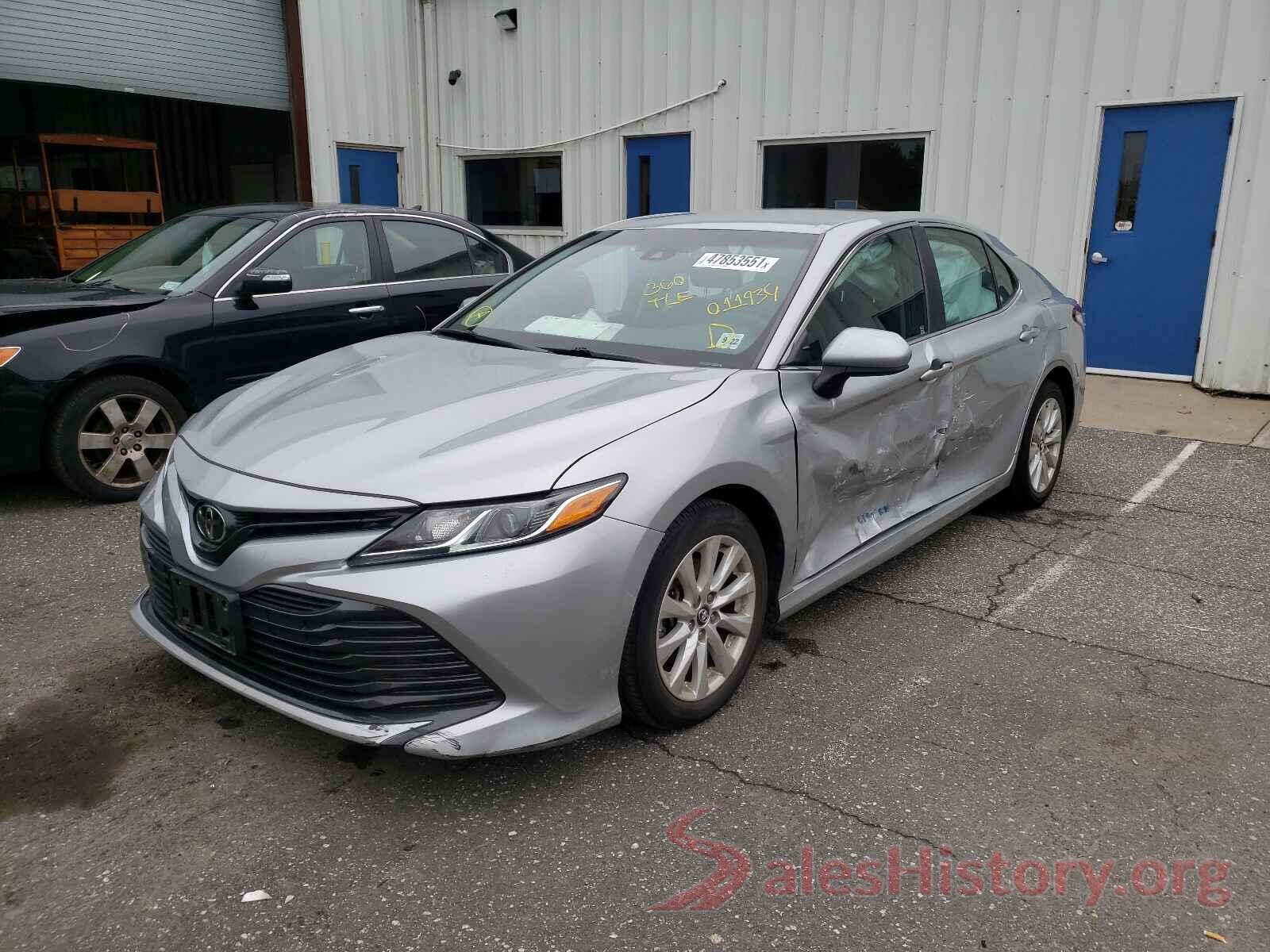 4T1B11HK8JU011934 2018 TOYOTA CAMRY