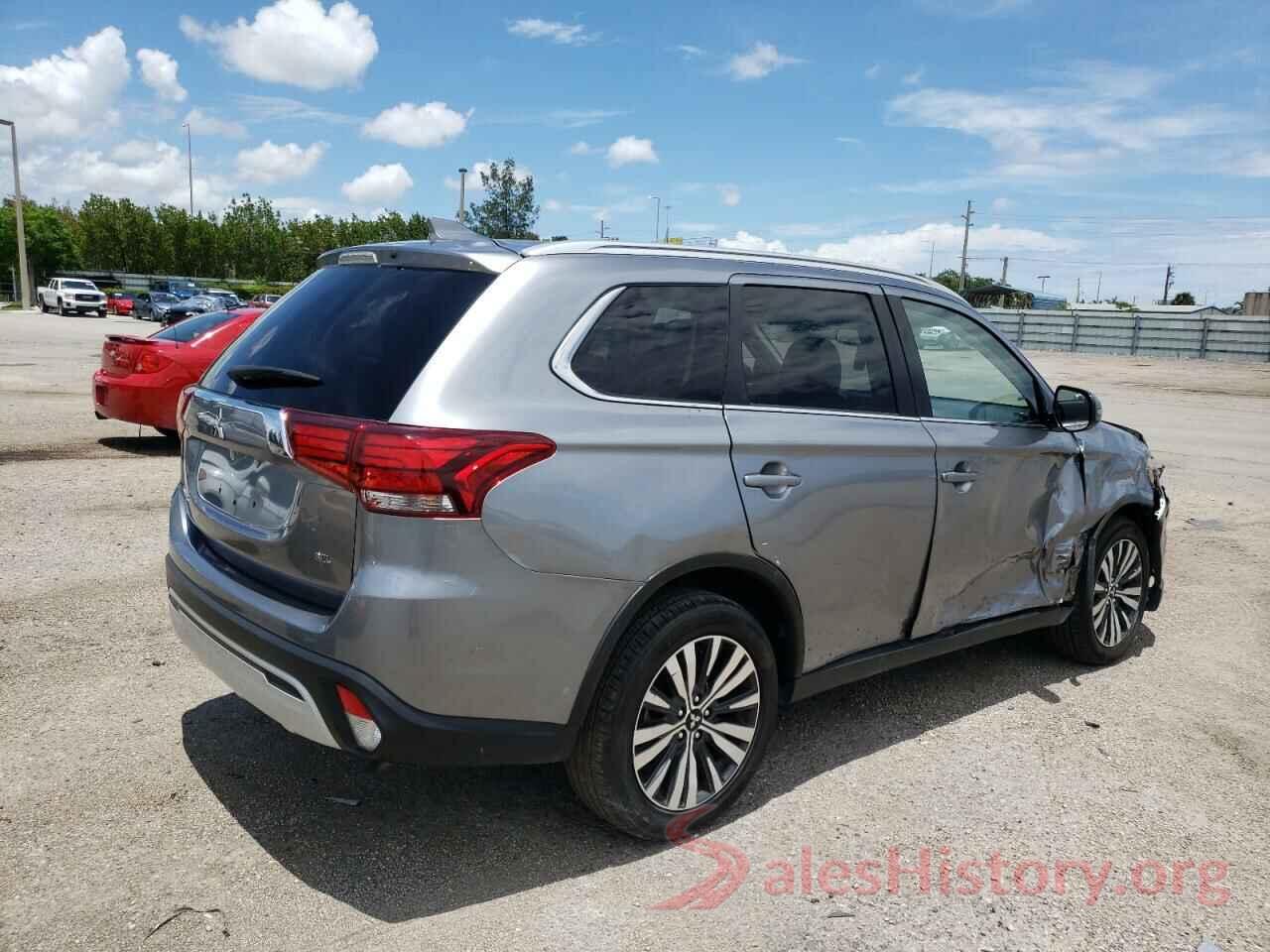 JA4AD3A37LZ025605 2020 MITSUBISHI OUTLANDER