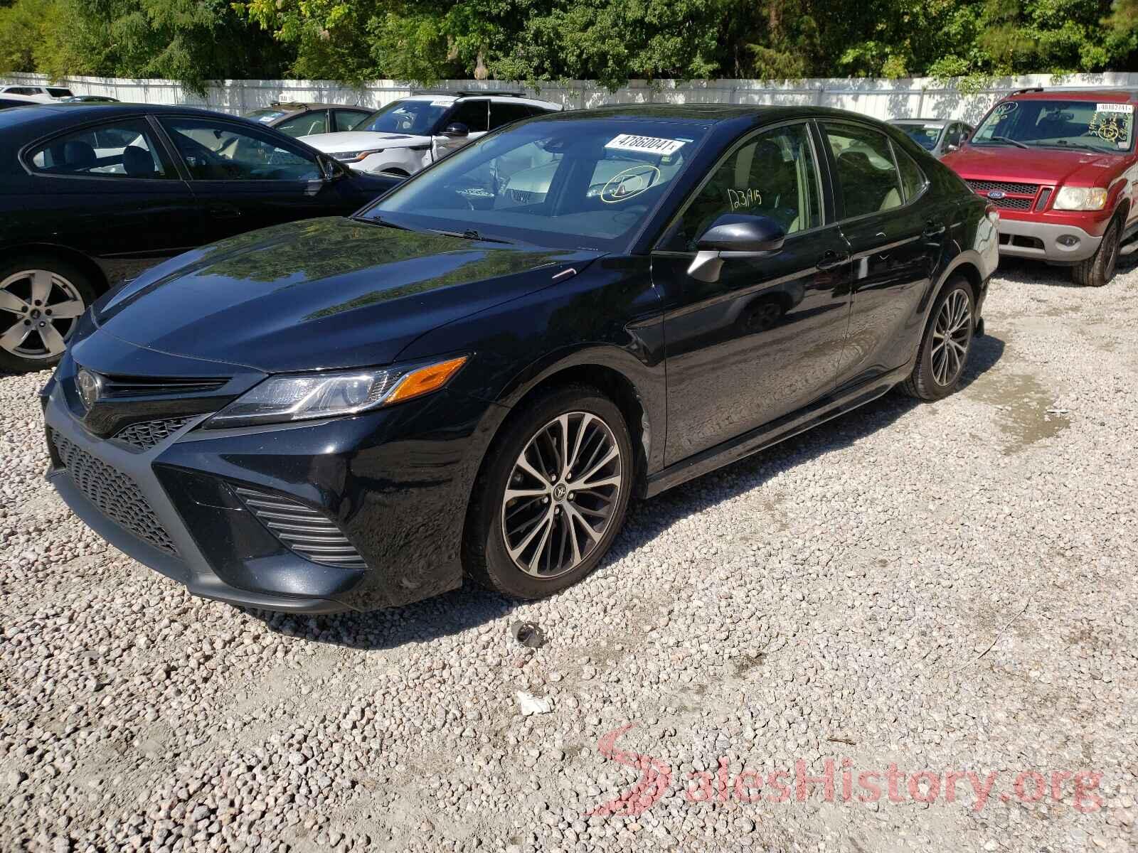 JTNB11HKXJ3011181 2018 TOYOTA CAMRY