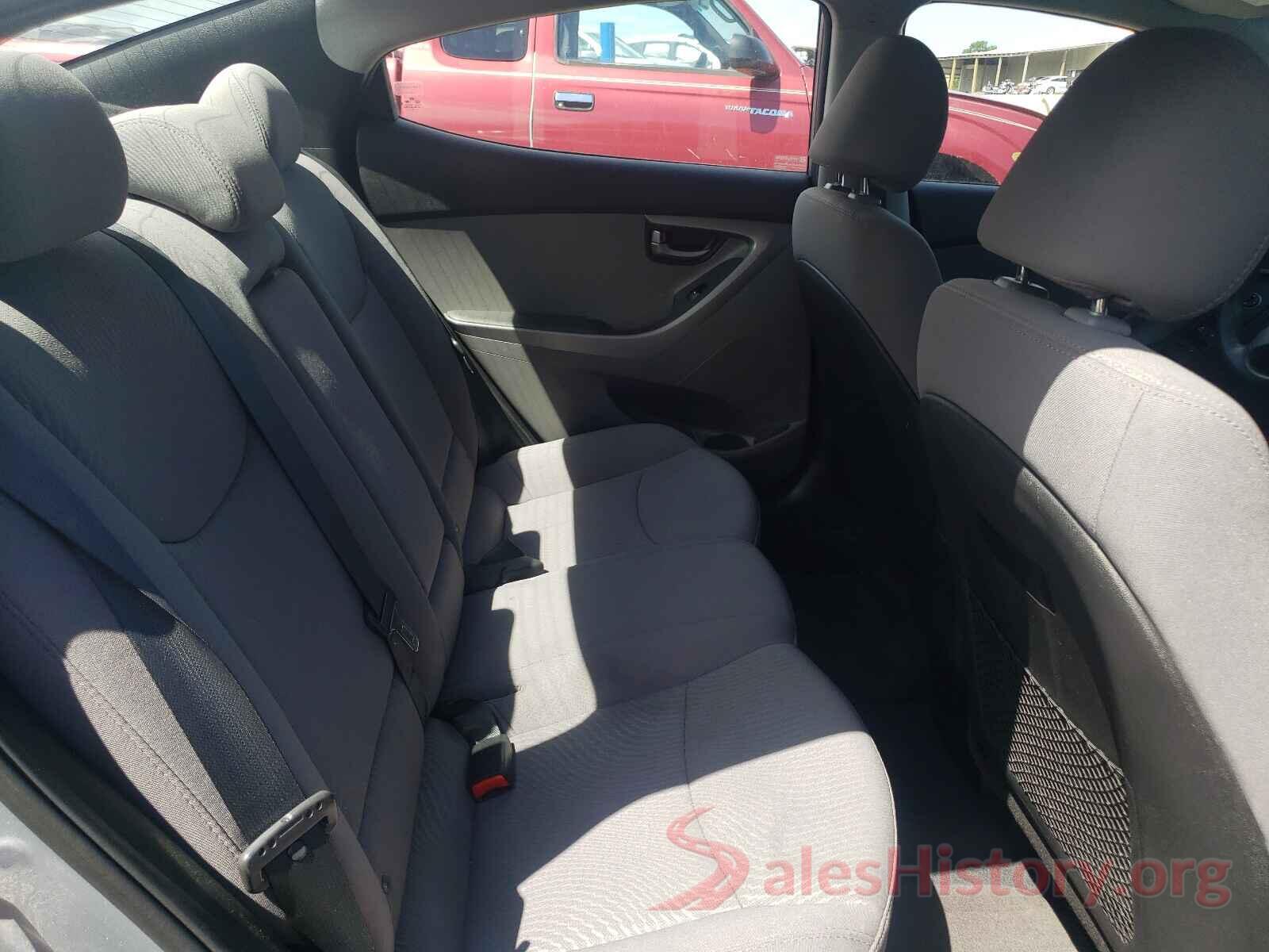 5NPDH4AE2GH676071 2016 HYUNDAI ELANTRA