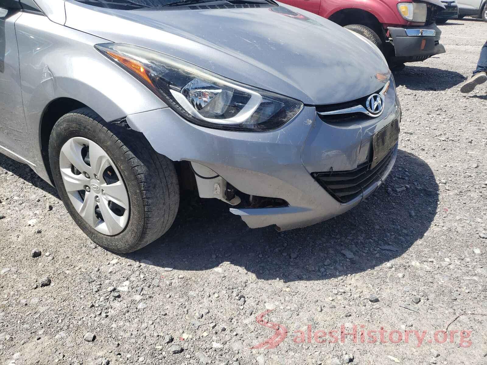 5NPDH4AE2GH676071 2016 HYUNDAI ELANTRA