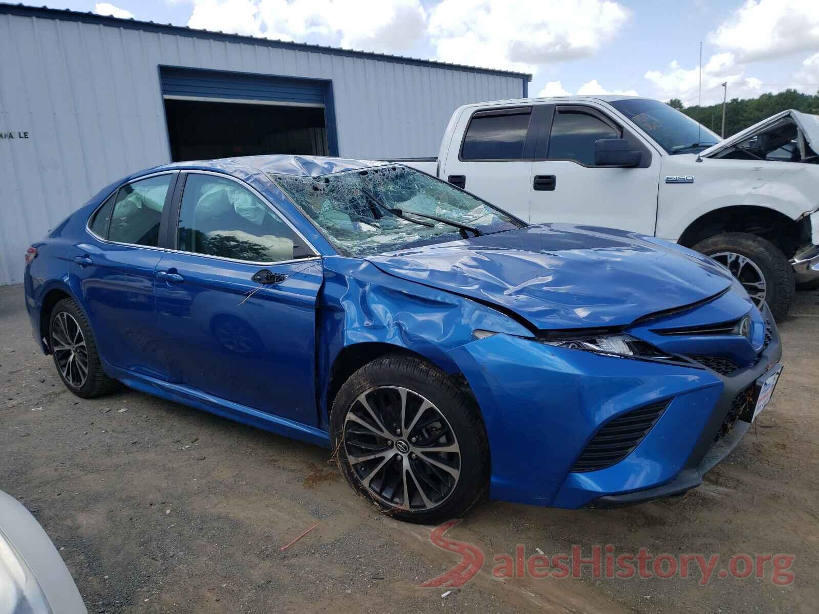 4T1B11HK2KU206686 2019 TOYOTA CAMRY