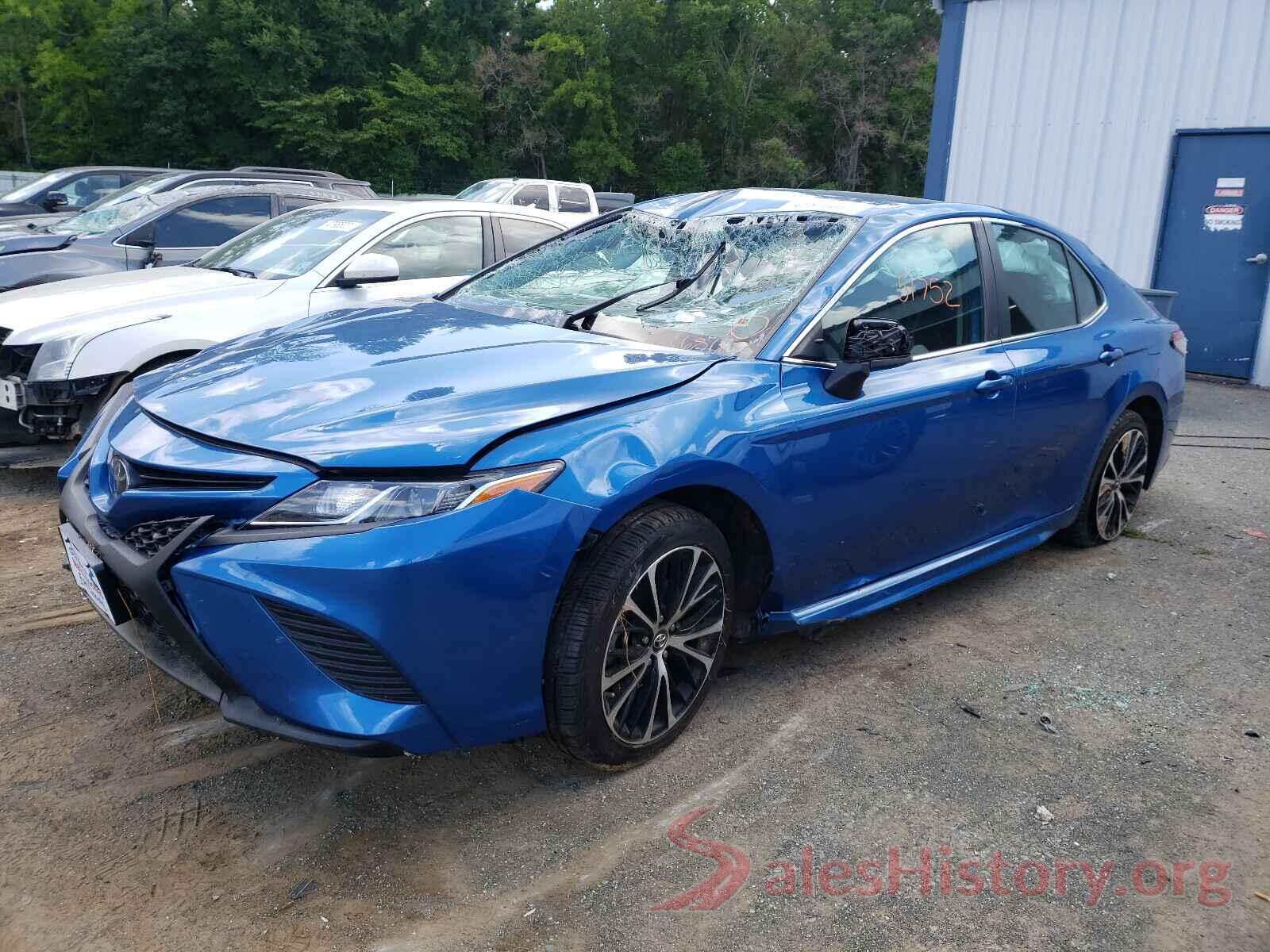 4T1B11HK2KU206686 2019 TOYOTA CAMRY