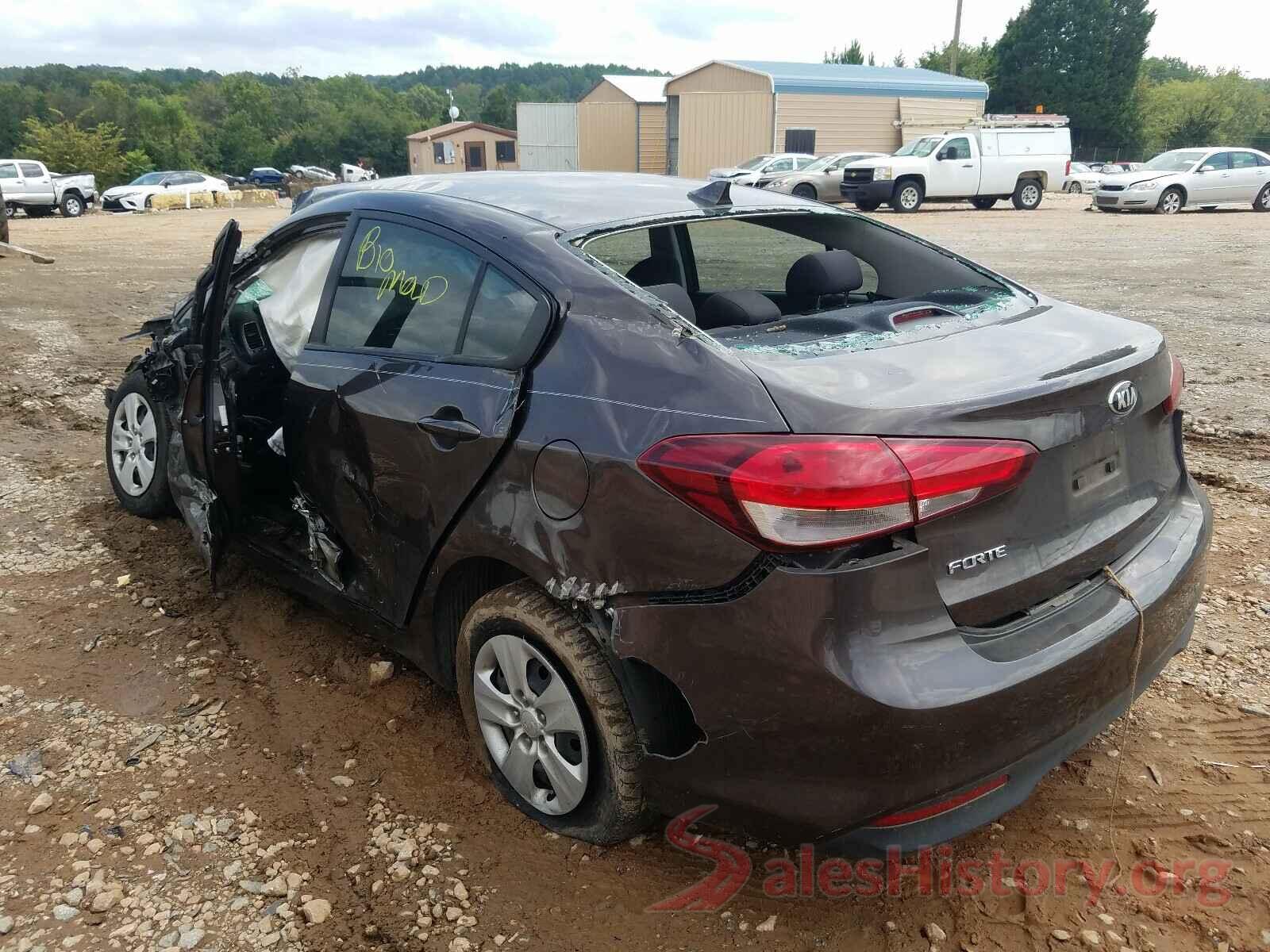 3KPFL4A75HE074568 2017 KIA FORTE