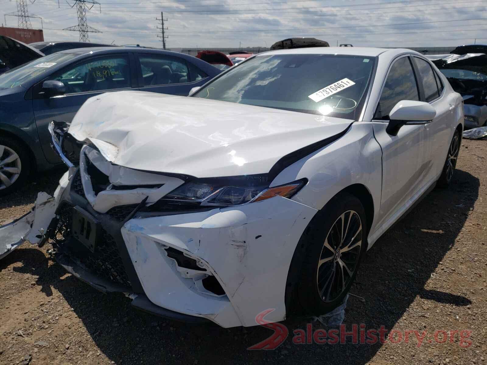 4T1B11HK2KU829077 2019 TOYOTA CAMRY