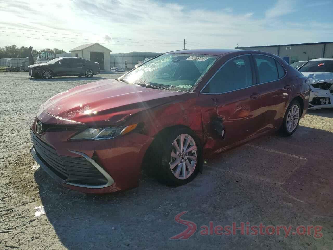 4T1C11AK5NU624937 2022 TOYOTA CAMRY